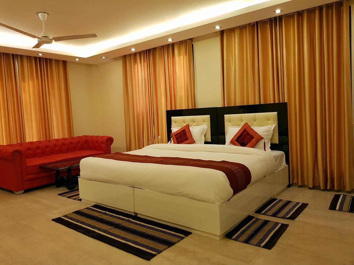 La Residenza Bed & Breakfast New Delhi Exterior photo