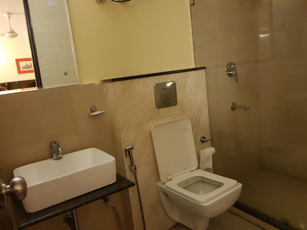 La Residenza Bed & Breakfast New Delhi Exterior photo
